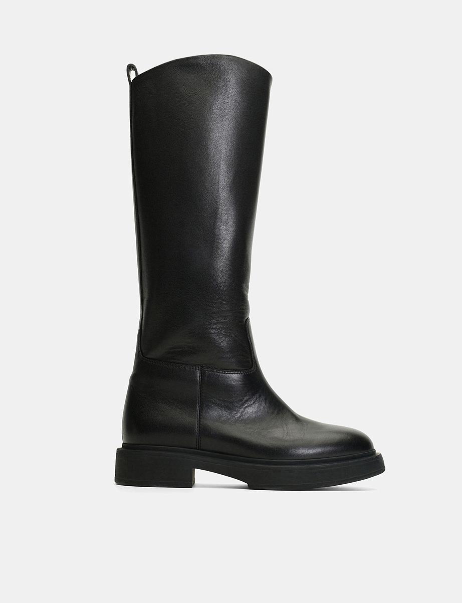 Сапоги-трубы из кожи