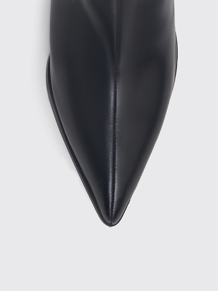 Сапоги из кожи