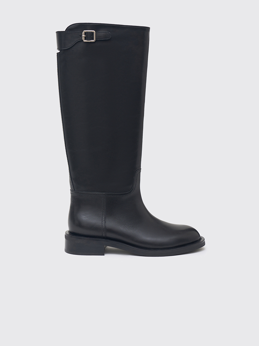 Сапоги из кожи