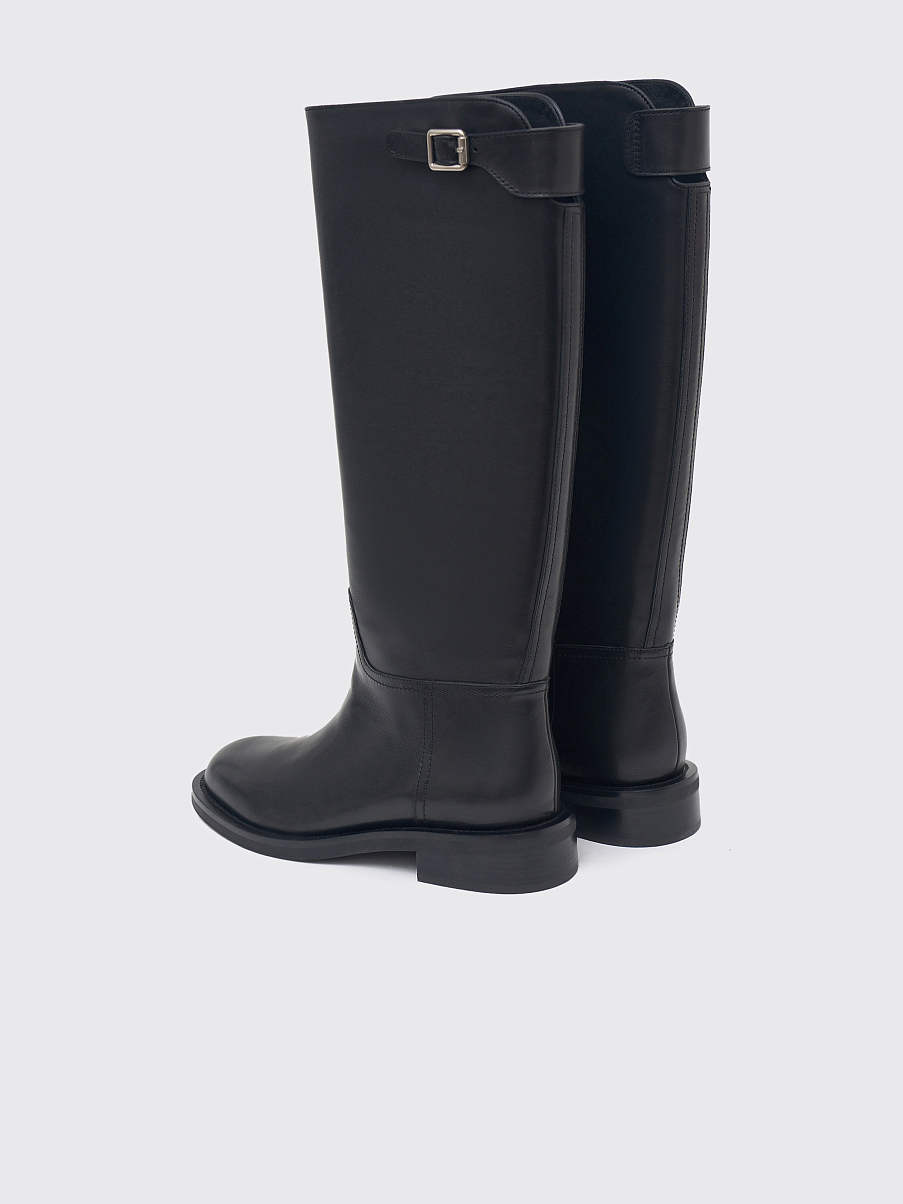 Сапоги из кожи