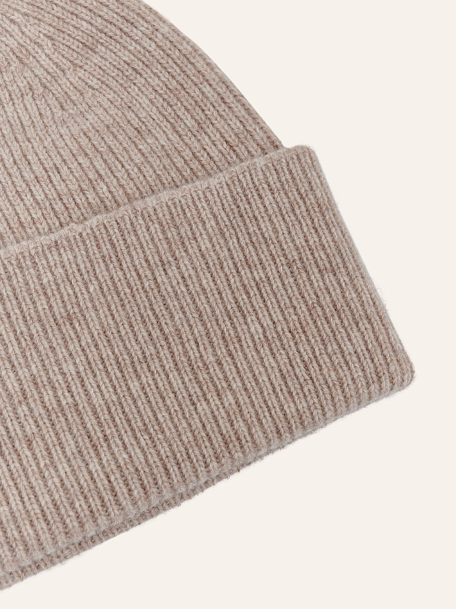 Шапка из шерсти мериноса