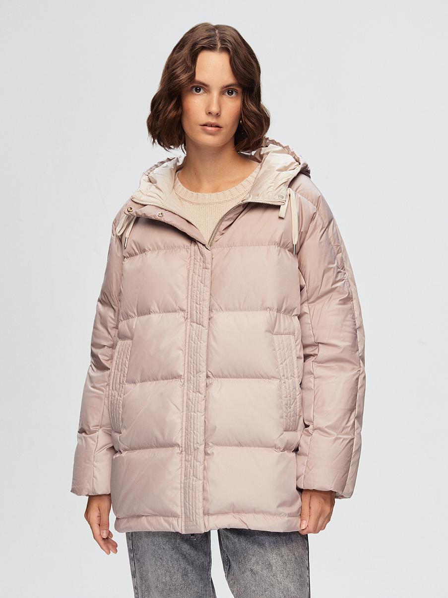 Пуховик с капюшоном и прорезными карманами