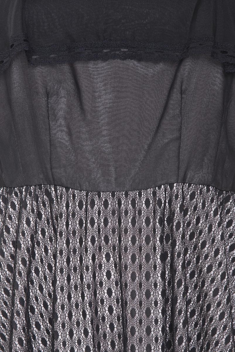 Платье на бретелях